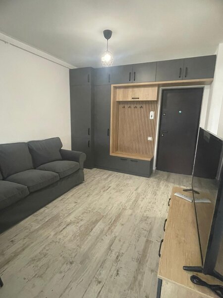 Aparatorii Patriei Apartament 2 cam de inchiriat 15 min mers Metrou
